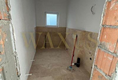 Casă cu 4 camere cu Teren 5.5 Mp în Central - 6