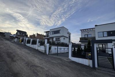 Casă cu 3 camere în Central - 3