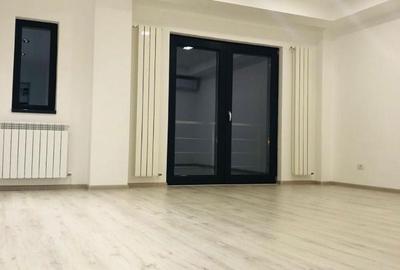 Spațiu comercial, de 100 mp, în Mazepa 2 - 3