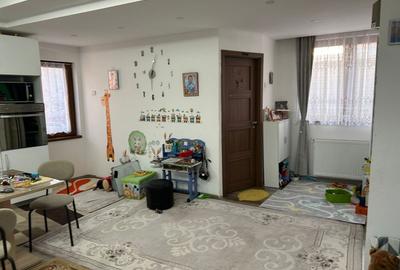 Casă cu 4 camere în Central - 7