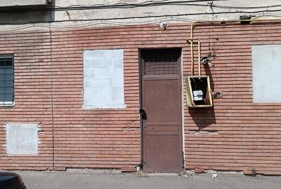 Spațiu comercial, de 54 mp, în Central - 3