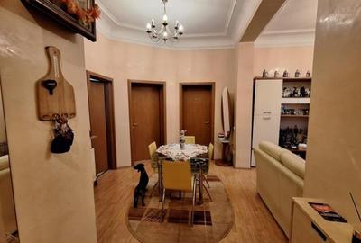 Apartament cu 4 camere în P-ța Romană - 3