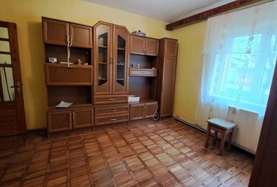 Apartament cu 2 camere decomandat în Central - 3