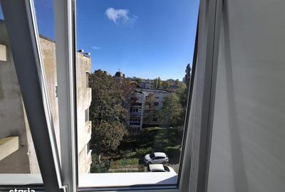 Apartament cu 2 camere decomandat în Boema - 9