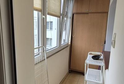 Apartament cu 2 camere decomandat în Moșilor
