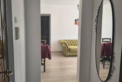 Apartament cu 3 camere semidecomandat, mobilat în Tomis III - 10