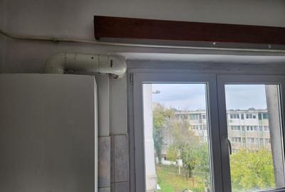 Apartament 4 cam. Garii, 80 mp, bloc 1980 - 9