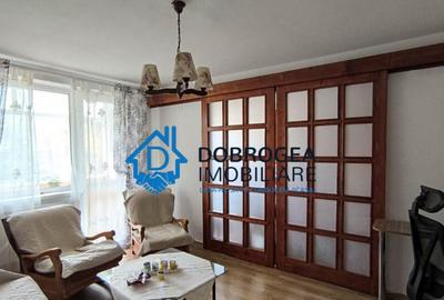 APARTAMENT 3 CAMERE, ETAJ 3 ,58 mp MOBILAT SI UTILAT - 2