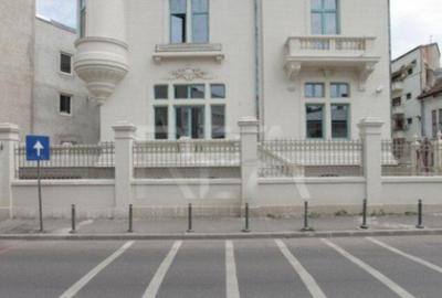 Casă cu 18 camere cu Teren 684 Mp în Centrul Istoric - 13