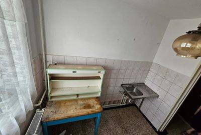 Apartament cu 2 camere in Micro 16 - 3