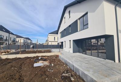 Casă individuală cu 5 camere cu Canalizare în Central - 6