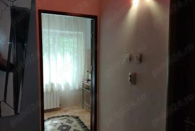 Garsonieră decomandată în Eroii Revoluției - 2