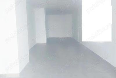 Semi-central spatiu comercial de 65 de mp. - 1