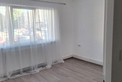 Apartament cu 2 camere decomandat în Micro 16 - 10