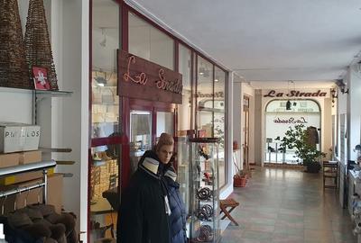 Spațiu comercial, de 120 mp, în Central - 7