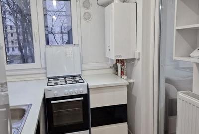 Zona Eroii Revolutiei  Brancoveanu  38 mp bloc nou mobilata parcare - 17