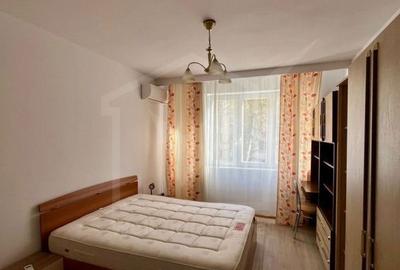 Apartament cu 3 camere decomandat, mobilat în Plopilor - 1