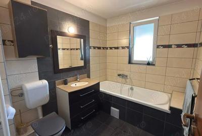 Apartament cu 3 camere semidecomandat în Florești - 3