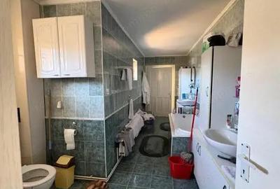 Casă cu Teren 1600 Mp în Săcălășeni - 2