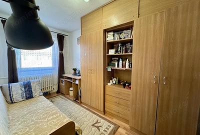 Apartament cu 2 camere decomandat, mobilat în Buziașului