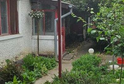 Vand casa str. 1Mai - 8