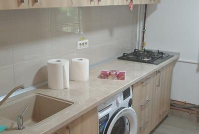 Apartament 2 Camere - Decomandat - Centrala - Parcare-Etaj 2/4 - Zona Vacaresti Apartament 2 Camere - Decomandat - Centrala - Parcare-Etaj 2/4 - Zona Vacaresti - 4