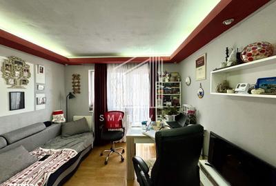 Apartament cu 3 camere semidecomandat în Botizului - 1