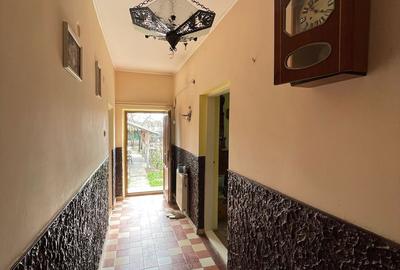 Casă cu 5 camere cu Canalizare în Brănești - 11