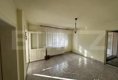 Casă cu 3 camere cu Teren 356 Mp în Central - 2