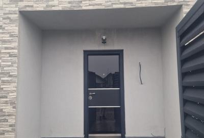 Casă cu 4 camere cu Teren 252 Mp în Berceni - 2