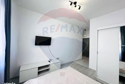 Garsonieră decomandată în Roșu - 4