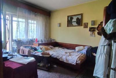 Apartament cu 3 camere decomandat, mobilat în Sud - 5