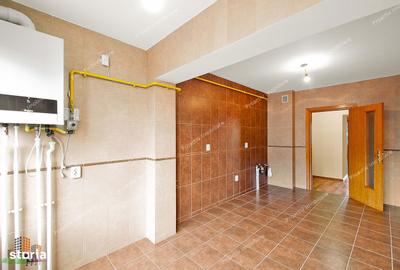 Apartament cu 3 camere decomandat în Central - 8