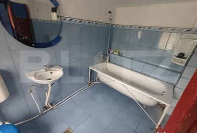 Casă cu 5 camere cu Teren 3900 Mp în Central - 8