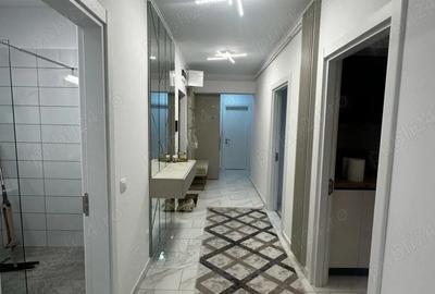 Apartament cu 3 camere decomandat în Teilor - 9