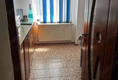 Apartament cu 3 camere decomandat în Central - 3