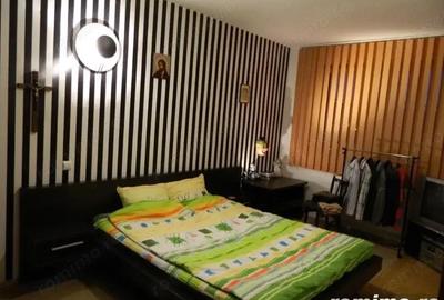 Apartament cu 2 camere decomandat în Lipovei