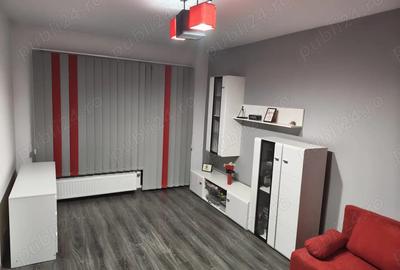 Apartament cu 2 camere decomandat în Tractorul - 3