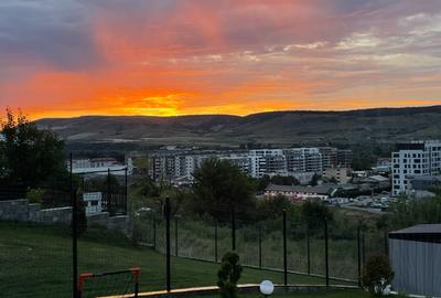 Casa ultrafinisata situata la cateva minute de  Vivo! - 3