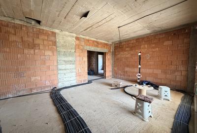 Casă individuală cu 5 camere cu Canalizare în Urseni - 9