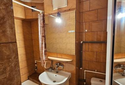 Apartament cu 4 camere in Micro 18 - 12