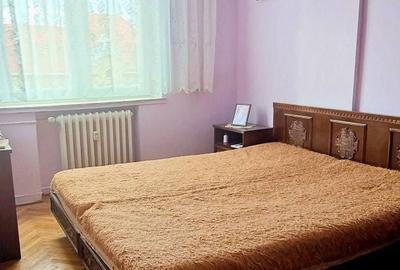 Apartament cu 4 camere decomandat în Central - 8