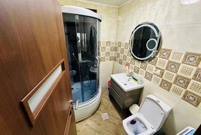 Casă cu 7 camere cu Teren 197 Mp în Antiaeriană - 2