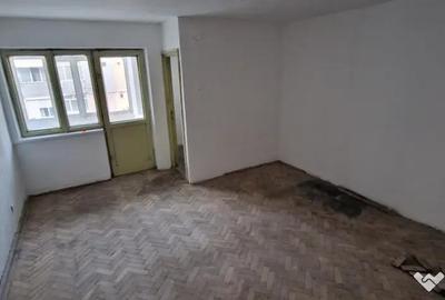 Garsonieră semidecomandată în Central - 3