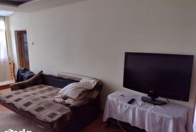 Casă cu 3 camere cu Teren 120 Mp în Limanu - 1