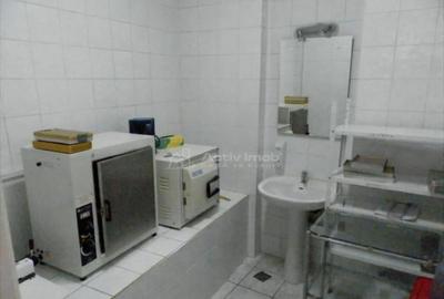 Casă cu 9 camere cu Teren 107 Mp în Moșilor - 5