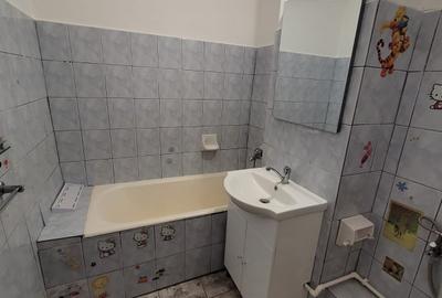 INEL I - EDEN -3 CAMERE DECOMANDAT -ETAJ 3 -CENTRALA GAZE - LOC DE PARCARE - 37