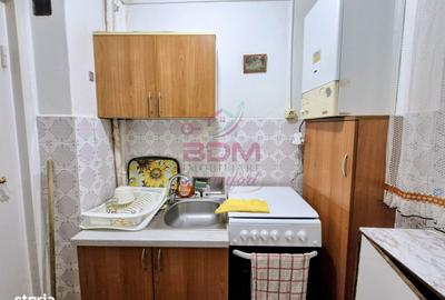 Apartament cu 3 camere semidecomandat în Central - 4