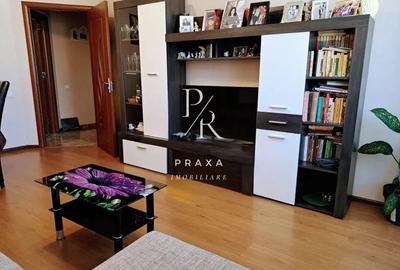 Apartament de vanzare de 3 camere, 72 mp, parcare, zona centrala Eroilor Roka! - 2