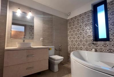 Casa intr-o zona rezidentiala, 130 mp utili, curte matura -Matei Millo - 12